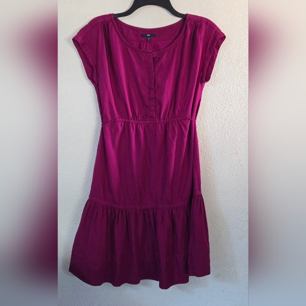 Gap Raspberry Tiered Ruffled Dress. - Picture 2 of 10